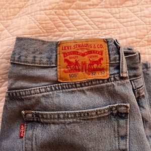 Levis 505’s